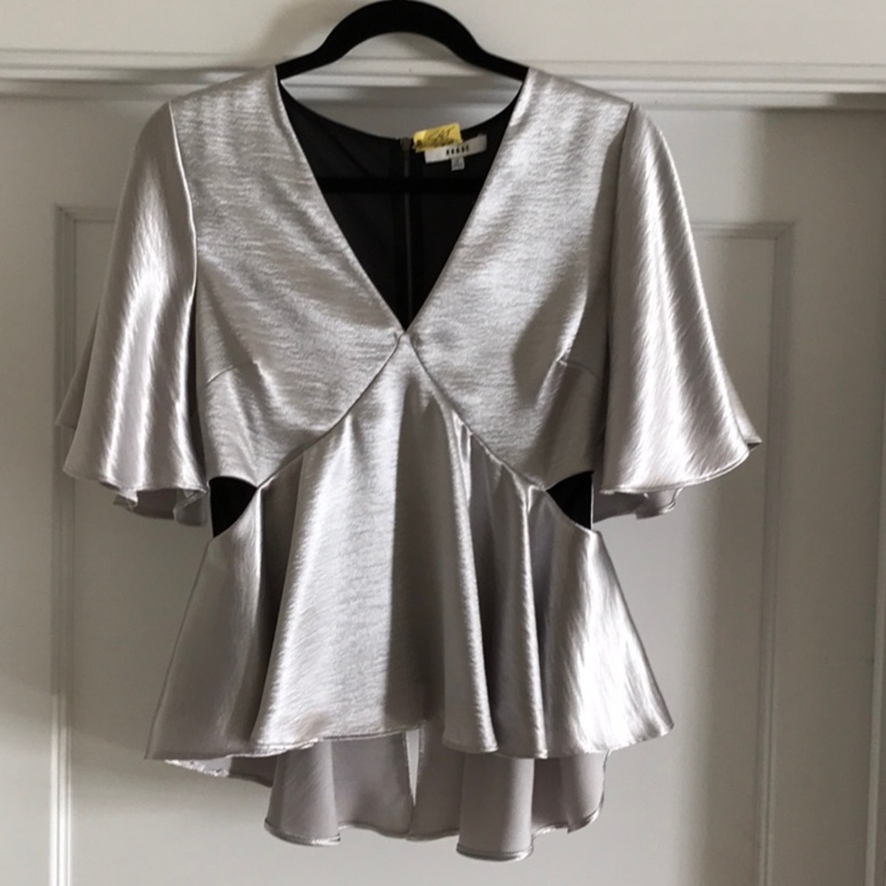 Stunning Silver Blouse With Cutouts at Waist🎀🍾🍸